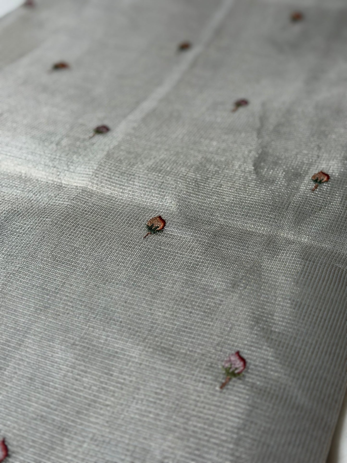 Whisper of Petals WA016